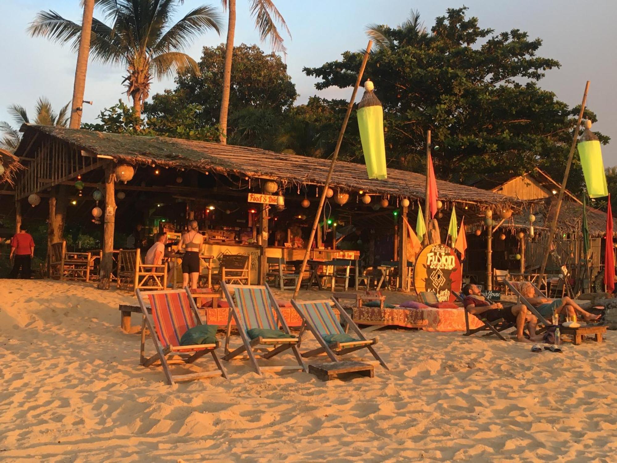 Relax Beach House Ko Lanta Exteriör bild