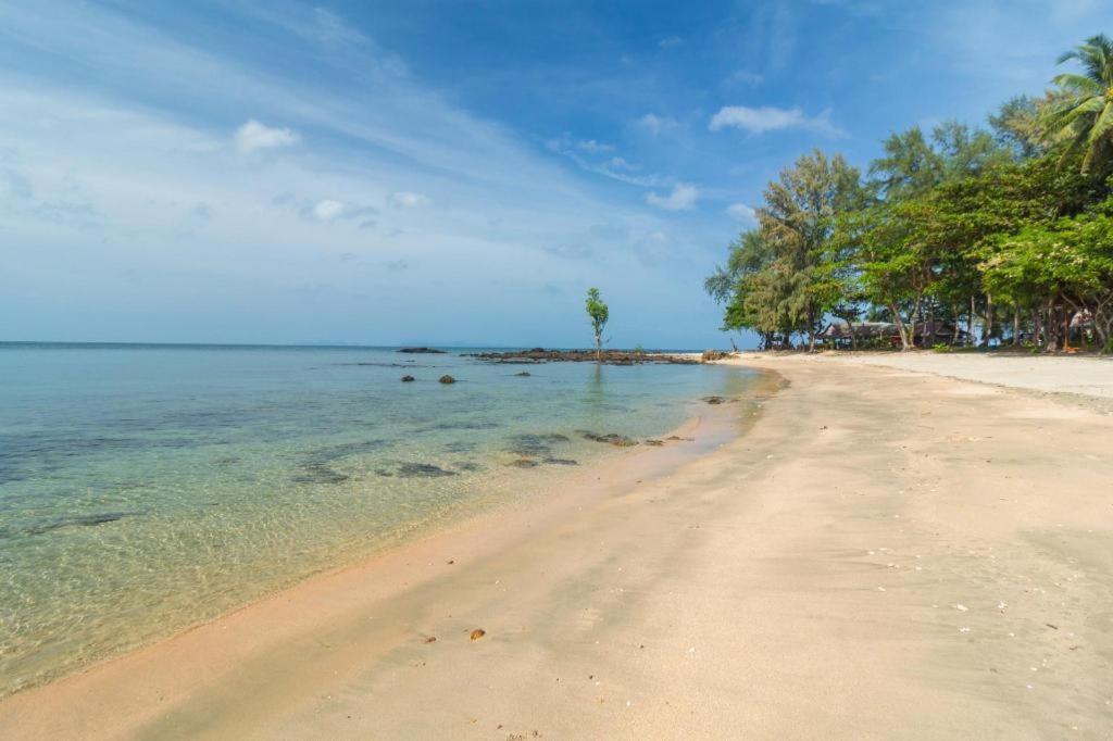 Relax Beach House Ko Lanta Exteriör bild