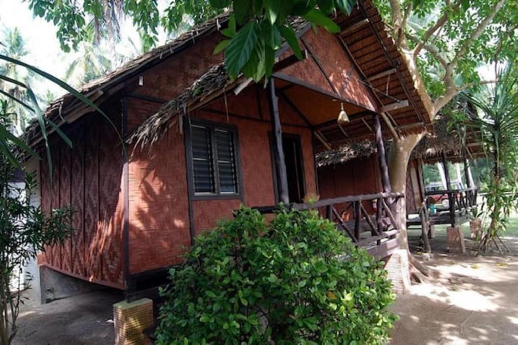 Relax Beach House Ko Lanta Exteriör bild