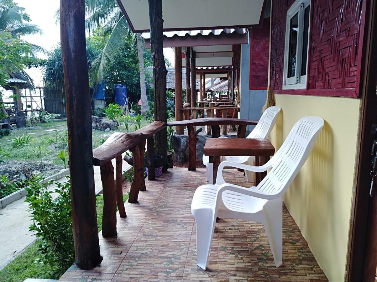 Relax Beach House Ko Lanta Exteriör bild